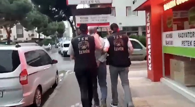 İZMİR’DEKİ FETÖ OPERASYONUNDA ‘ANTİOCHİA KÜNEFE’ ZİNCİRİNE GÖZALTI